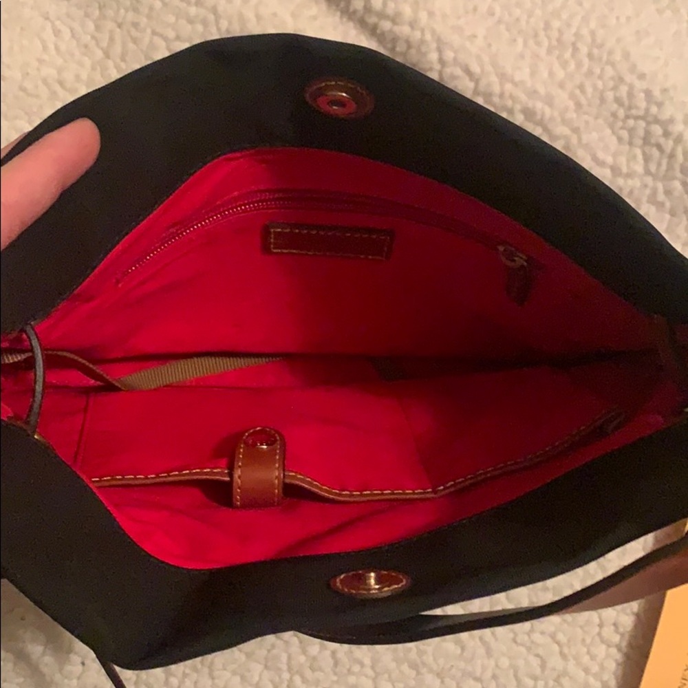 Black Dooney & Bourke purse - Picture 3 of 3